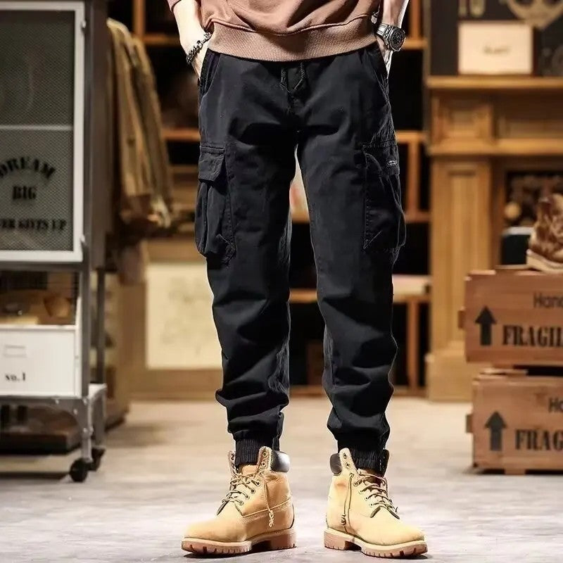 Halden Relaxed Tapered Cargo Pants