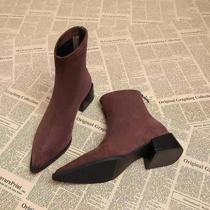 Claudia Bold Pointed Toe Ankle Boots