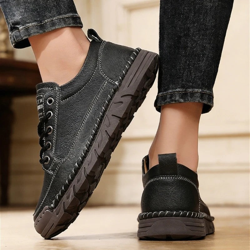 Logan Women's Lightweight Cushioned Outdoor Walking Shoes