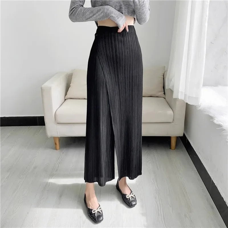 Marlowe Pleated Wide-Leg Lounge Pants