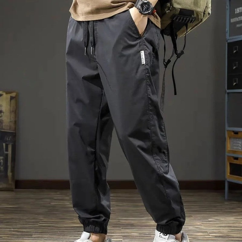 Ruvan Relaxed Tapered Jogger Pants