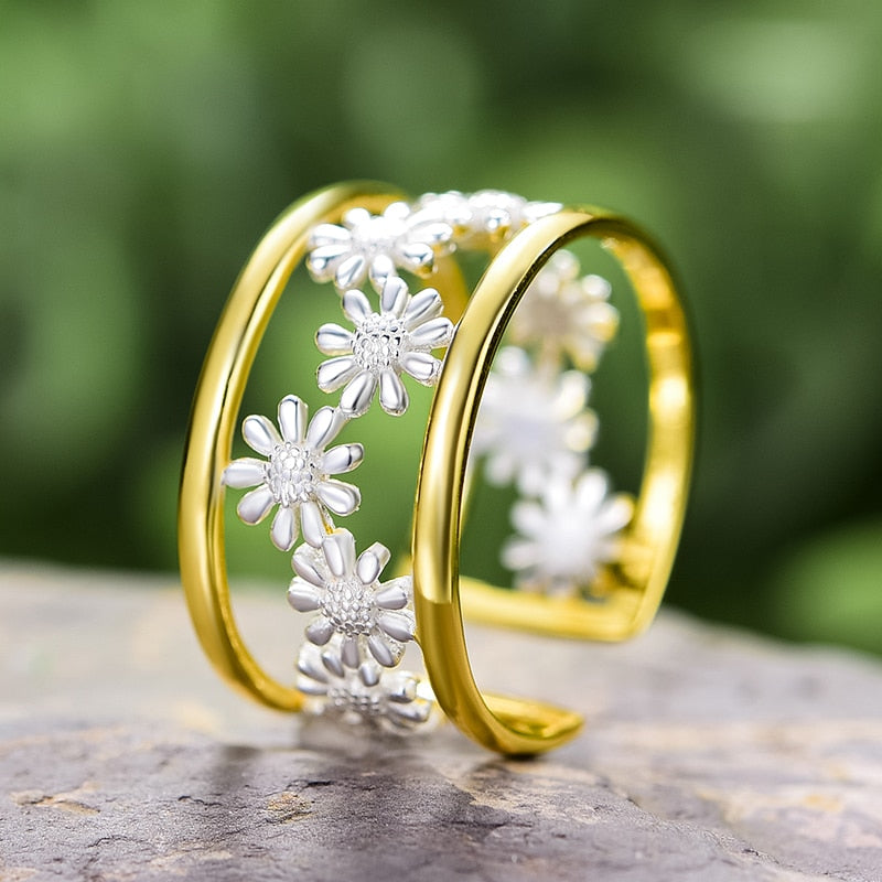 Daisy Flower Adjustable Ring