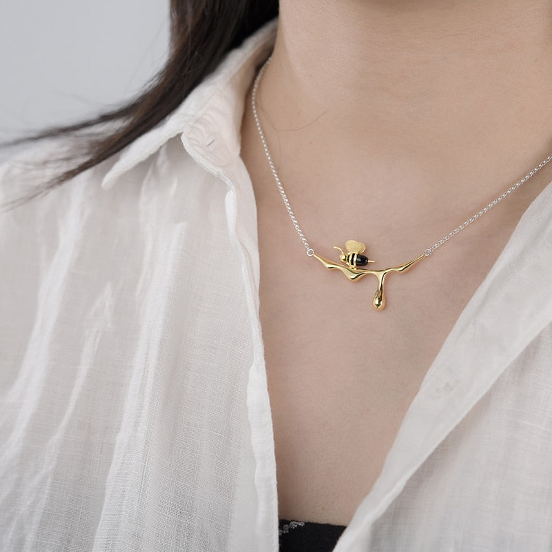 Dripping Honey Pendant Necklace
